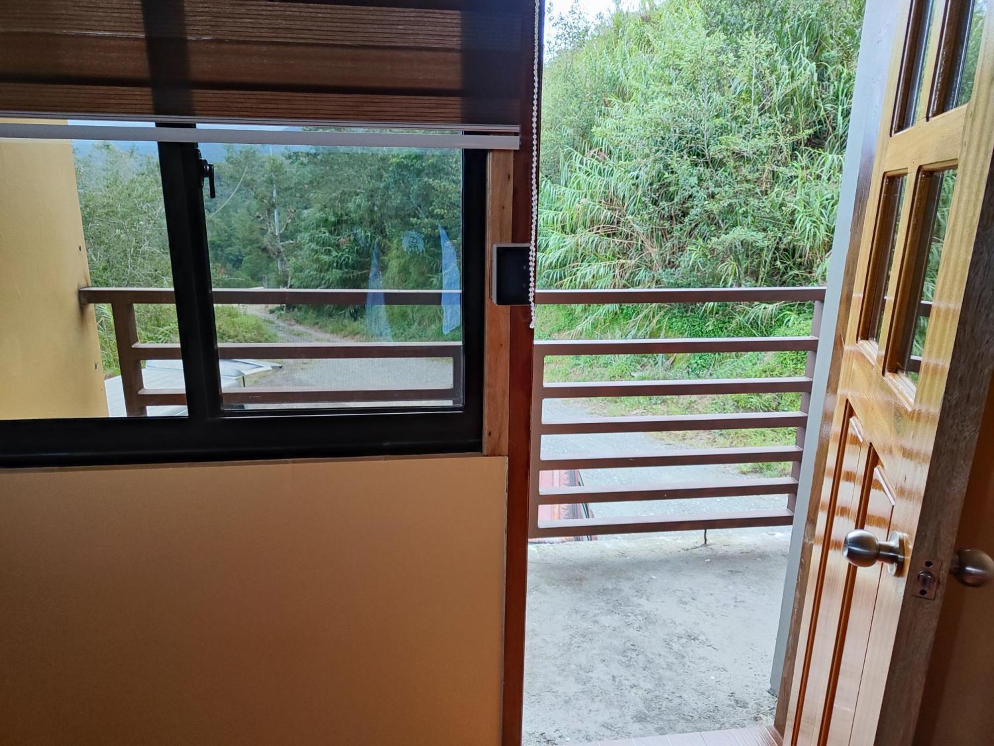 Hiwang Native House Inn & Viewdeck Banaue Quarto foto